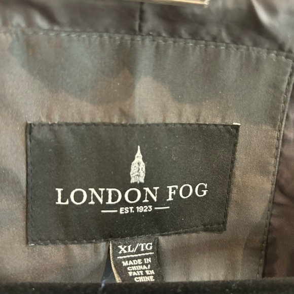 LONDON FOG Sz XL Jacket Coat Snap Zipper Closure Drawstrings Hooded Lined - Picture 13 of 13